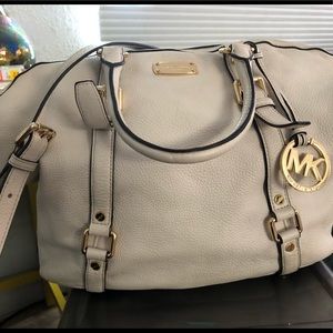 Michael Kors LGsatchel/ Vanilla handbag